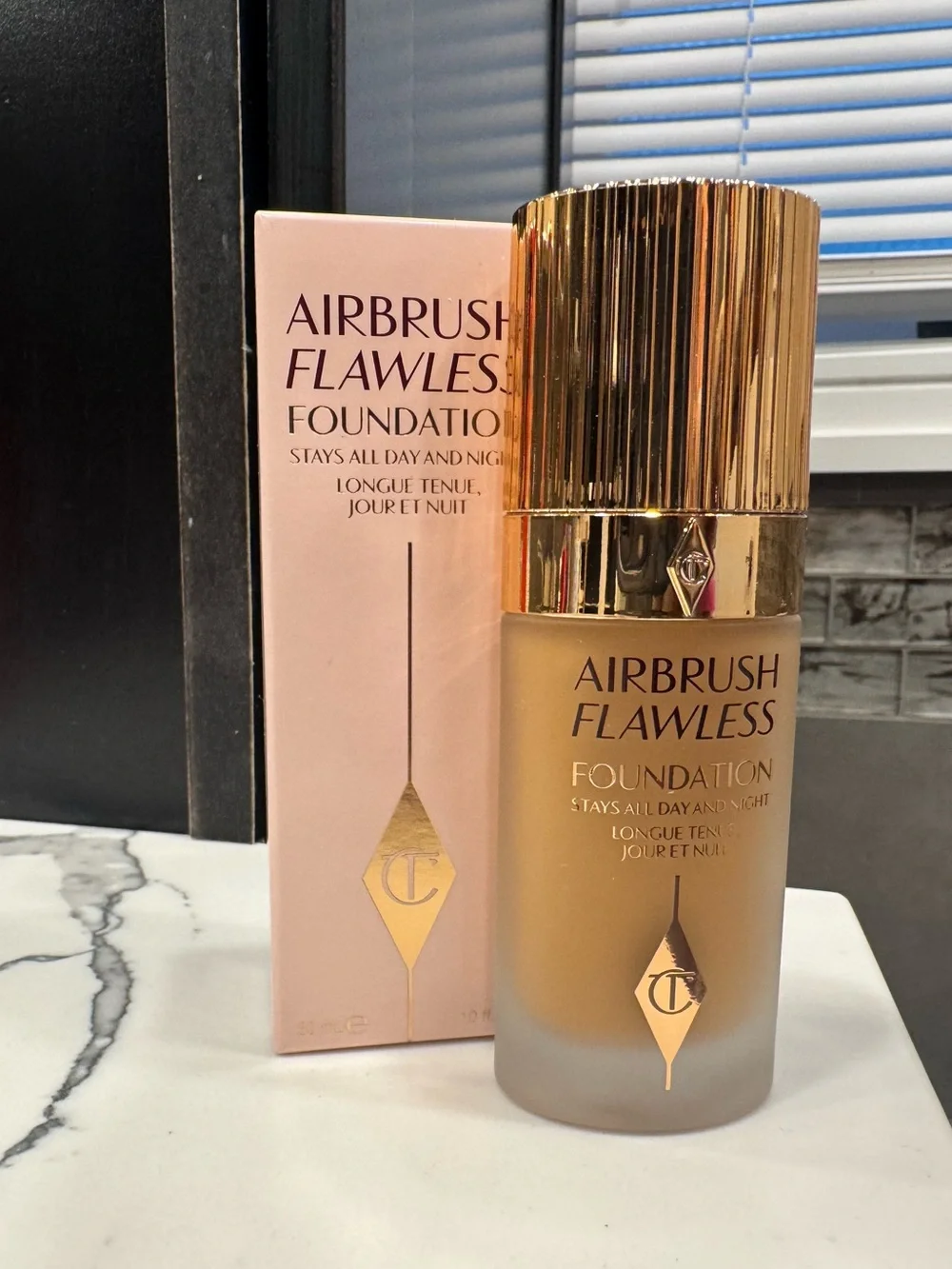 Charlotte Tilbury Airbrush Flawless Foundation – 9 Cool - NEW